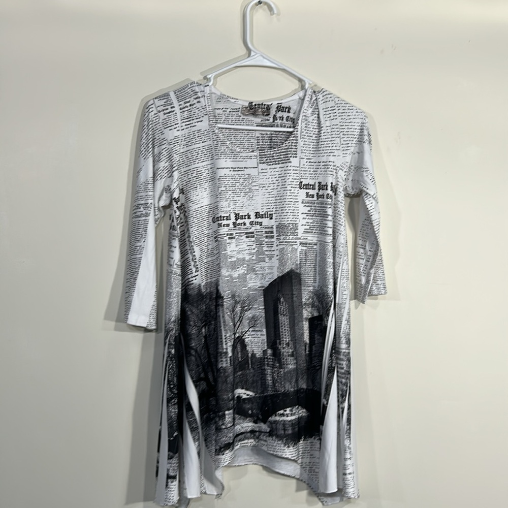 M Newsprint top